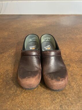 Dansko Dark Brown Leather Slip-On Clogs. Size 38